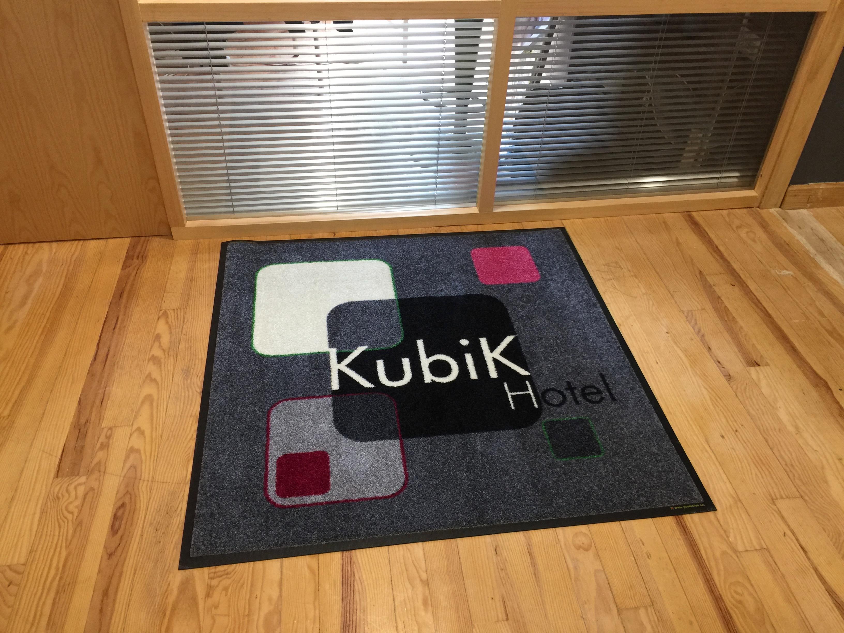 Kubik Hotel Caces المظهر الخارجي الصورة