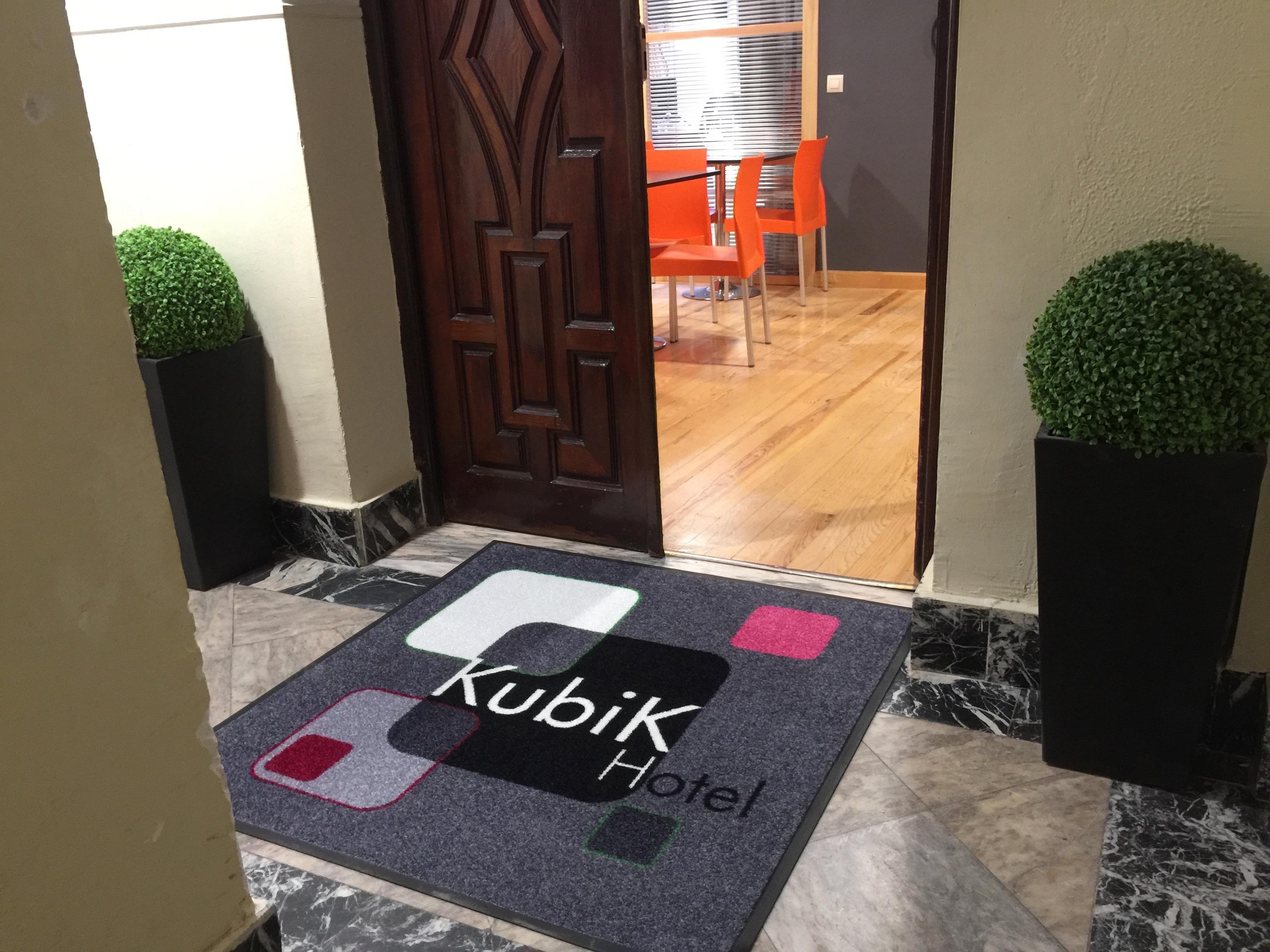 Kubik Hotel Caces المظهر الخارجي الصورة