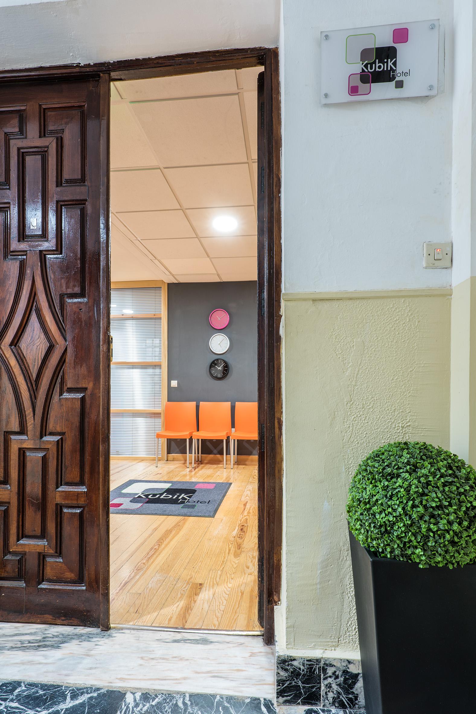 Kubik Hotel Caces المظهر الخارجي الصورة