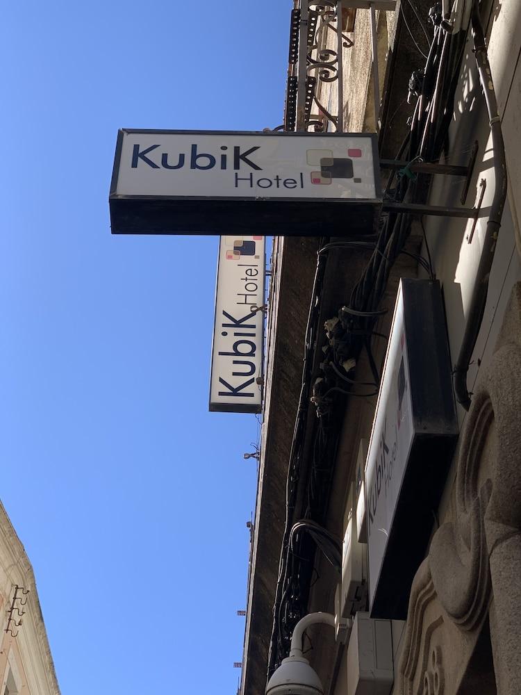 Kubik Hotel Caces المظهر الخارجي الصورة